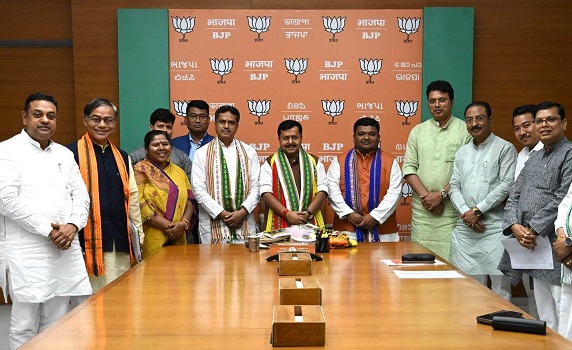 Team Tripura BJP led by CM Dr. Manik Saha attends meeting with party chief Nitin Nabin in New Delhi.